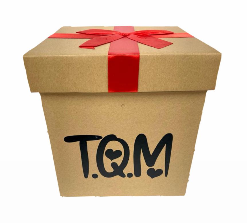 Caja ancheta carton moño 15x15x16