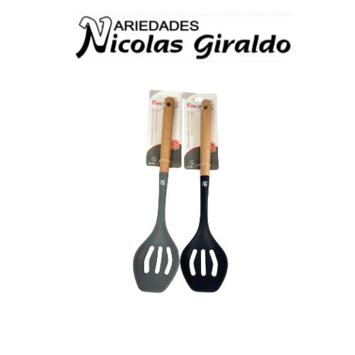 cucharon espumadera silicona mango madera 