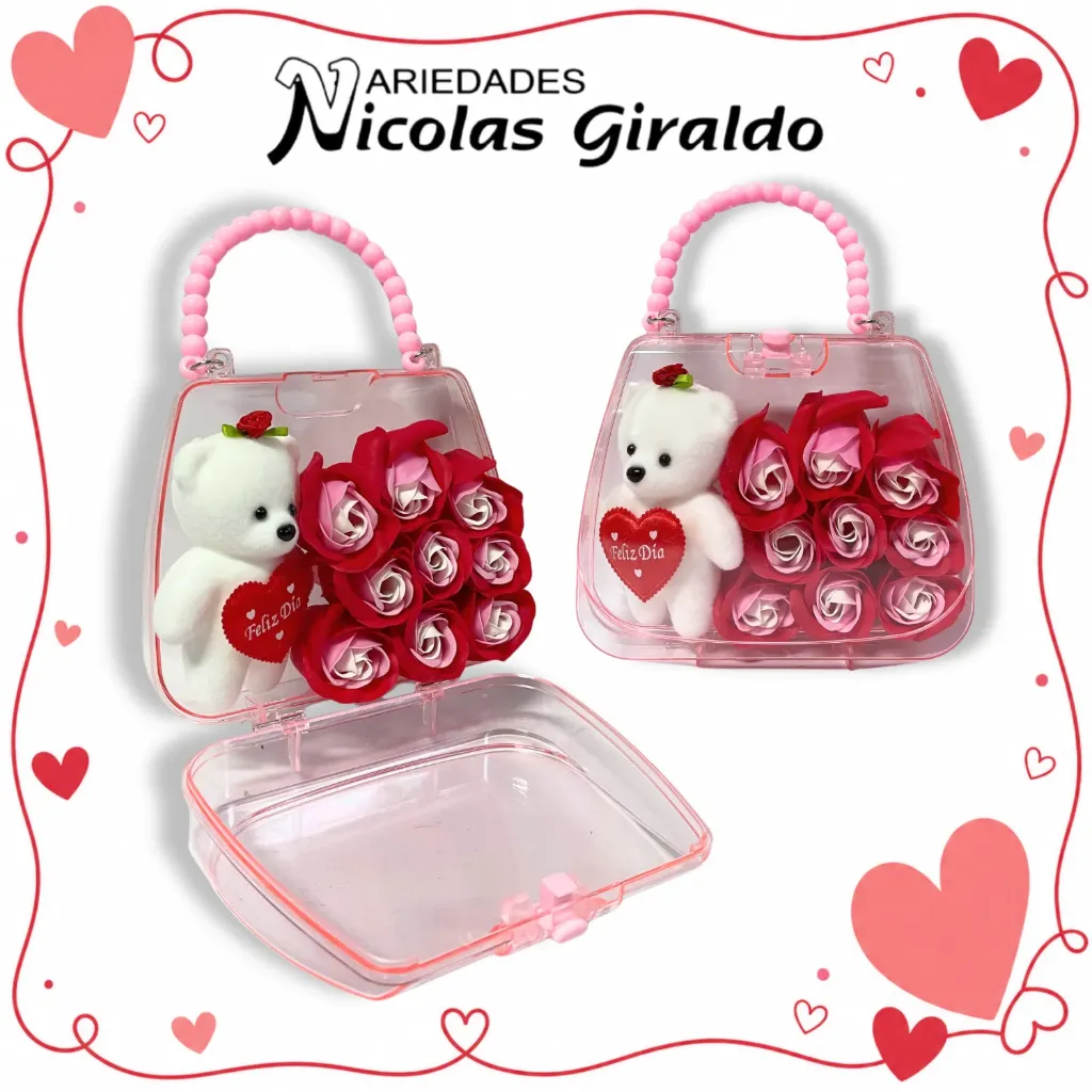 Detalle acrilico bolso oso con flor